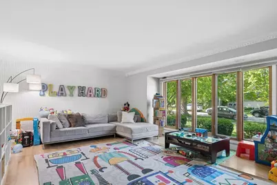 6729 W Ardmore Avenue, Chicago, IL 60631 - Photo 9