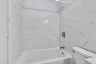 1122 N Clark St, Chicago, IL 60610 - Photo 5