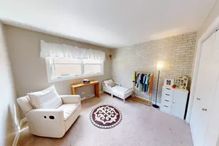 501 S School St, Mount Prospect, IL 60056 - Photo 23