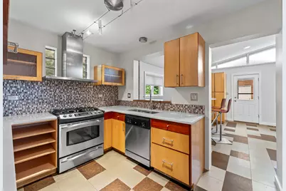 168 N Geneva Avenue, Elmhurst, IL 60126 - Photo 15