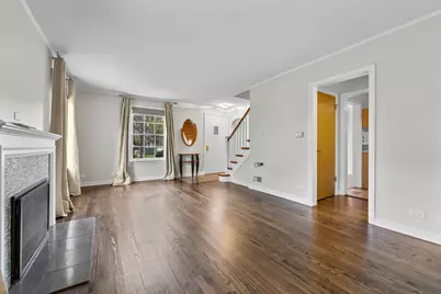 168 N Geneva Avenue, Elmhurst, IL 60126 - Photo 9