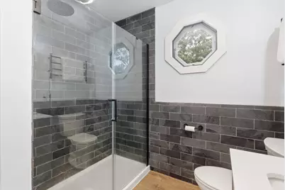 2810 Middle Road, Davenport, IA 52803 - Photo 27