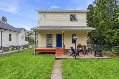 2810 Middle Road, Davenport, IA 52803 - Photo 3