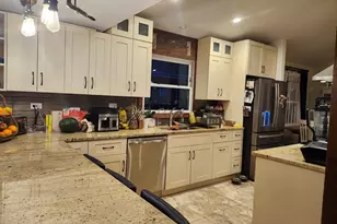 301 Oakbrook Ct, Bartlett, IL 60103 - Photo 21