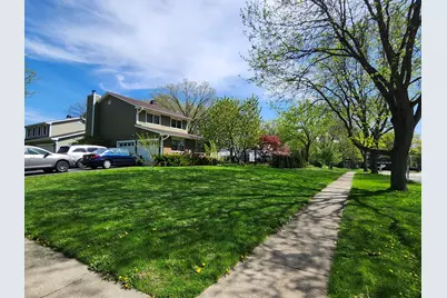 301 Oakbrook Court, Bartlett, IL 60103 - Photo 1