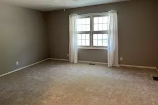 660 Juniper Cir, Algonquin, IL 60102 - Photo 11
