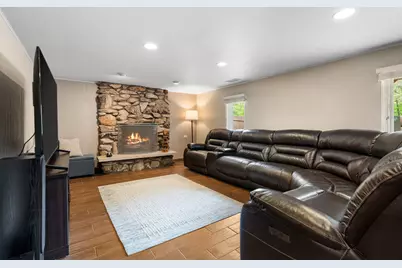 900 Carol Lane, Crete, IL 60417 - Photo 15