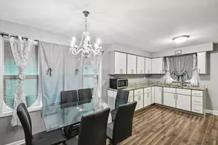 18644 William St, Lansing, IL 60438 - Photo 5
