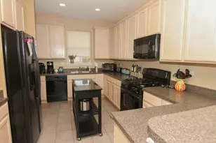 2930 Glacier Way, Wauconda, IL 60084 - Photo 11
