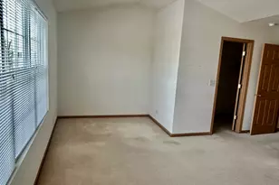 2482 Stoughton Cir, Aurora, IL 60502 - Photo 11