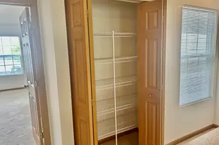 2482 Stoughton Cir, Aurora, IL 60502 - Photo 17