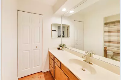 601 Country Lane, Des Plaines, IL 60016 - Photo 17