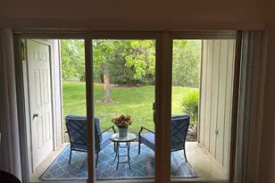 601 Country Ln, Des Plaines, IL 60016 - Photo 23
