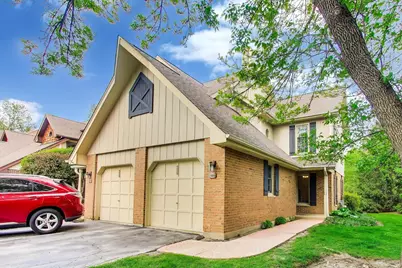 601 Country Lane, Des Plaines, IL 60016 - Photo 1