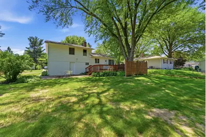 1912 E 31st Street, Davenport, IA 52807 - Photo 5
