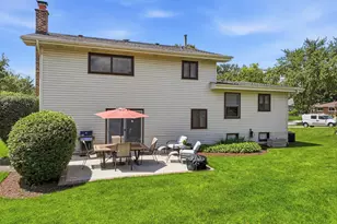 415 Cypress Ct, Schaumburg, IL 60193 - Photo 35