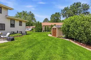 415 Cypress Ct, Schaumburg, IL 60193 - Photo 39