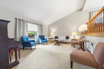 415 Cypress Court, Schaumburg, IL 60193 - Photo 7