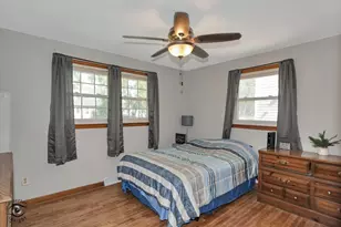 272 S Randolph Ave, Bradley, IL 60915 - Photo 11