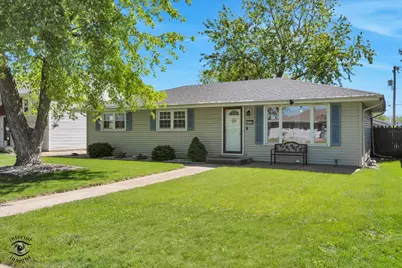 272 S Randolph Avenue, Bradley, IL 60915 - Photo 1