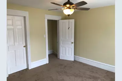 1634 Victoria Avenue, North Chicago, IL 60064 - Photo 7