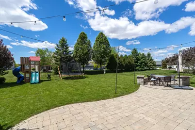 5700 Emily Road, Bettendorf, IA 52722 - Photo 53
