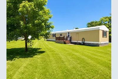 105 N Hickory Street, Farina, IL 62838 - Photo 3
