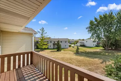 327 Newport Lane #B2, Bartlett, IL 60103 - Photo 5