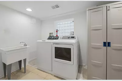 3748 S Honore Avenue, Chicago, IL 60609 - Photo 27