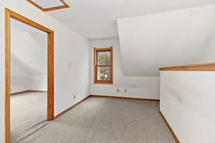 1302 State St, Dekalb, IL 60115 - Photo 13