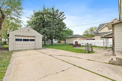 1302 State Street, Dekalb, IL 60115 - Photo 19