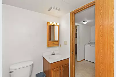 1302 State Street, Dekalb, IL 60115 - Photo 11