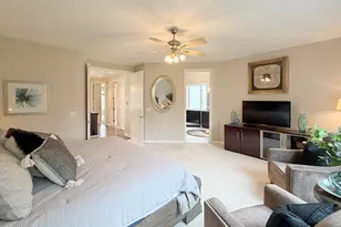 211 Ridge Ln, Lake in the Hills, IL 60156 - Photo 33