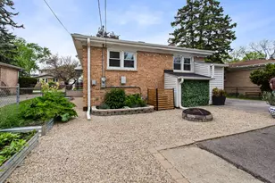 6709 W Forest View Ln, Niles, IL 60714 - Photo 19