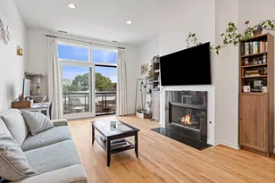 2089 W Wabansia Ave, Chicago, IL 60647 - Photo 3