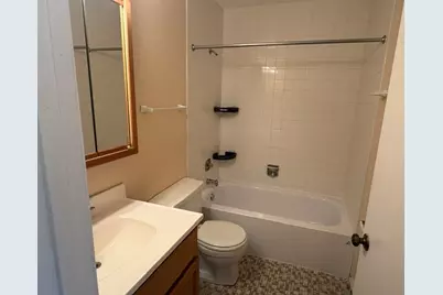 200 S Waters Edge Drive #202, Glendale Heights, IL 60139 - Photo 17