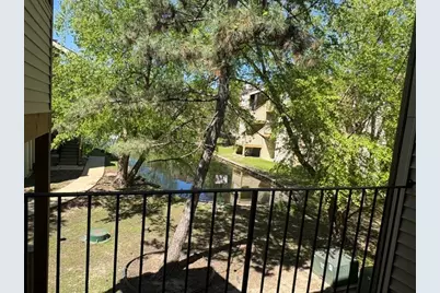 200 S Waters Edge Drive #202, Glendale Heights, IL 60139 - Photo 5