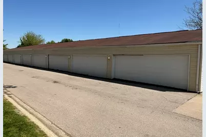 200 S Waters Edge Drive #202, Glendale Heights, IL 60139 - Photo 3
