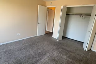 200 S Waters Edge Dr, Glendale Heights, IL 60139 - Photo 15