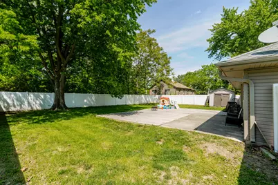 3018 Springfield Road, East Peoria, IL 61611 - Photo 15