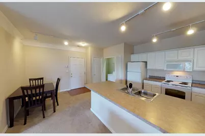 1903 N Lincoln Avenue #227, Urbana, IL 61801 - Photo 5
