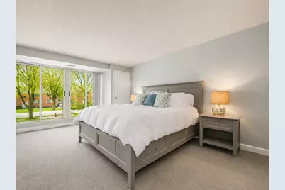 2555 Gross Point Road #202, Evanston, IL 60201 - Photo 9