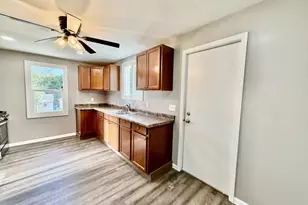 2703 Main St, Peru, IL 61354 - Photo 11