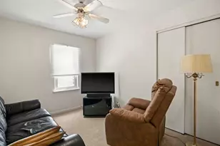 8434 W 50th St, McCook, IL 60525 - Photo 17