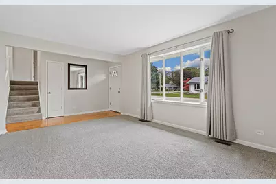 3S611 Wilbur Avenue, Warrenville, IL 60555 - Photo 3