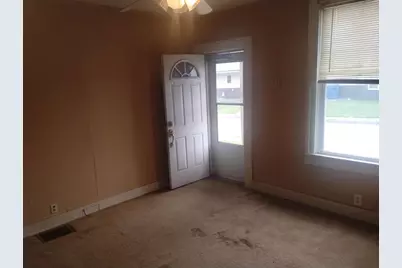 200 E Chestnut Street, Anna, IL 62906 - Photo 9