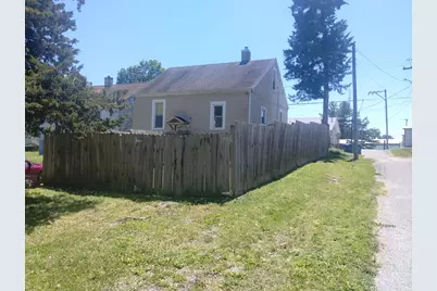 200 E Chestnut Street, Anna, IL 62906 - Photo 3