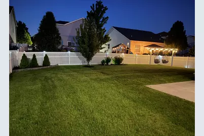 561 S Stone Brook Drive, Romeoville, IL 60446 - Photo 5