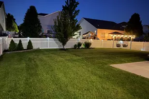 561 S Stone Brook Dr, Romeoville, IL 60446 - Photo 5