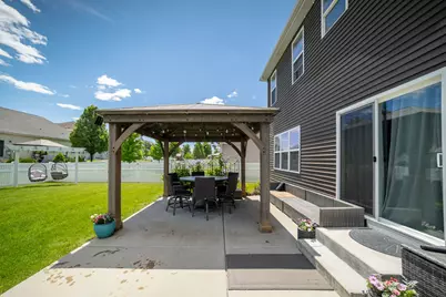 561 S Stone Brook Drive, Romeoville, IL 60446 - Photo 9
